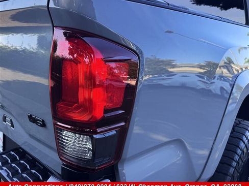 Used 2019 Toyota Tacoma TRD Sport w/ Technology Package RWD image 36