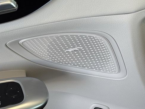 Certified 2025 Mercedes-Benz C 300 Sedan image 13