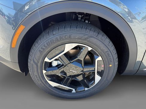 New 2026 Kia Sportage S image 9