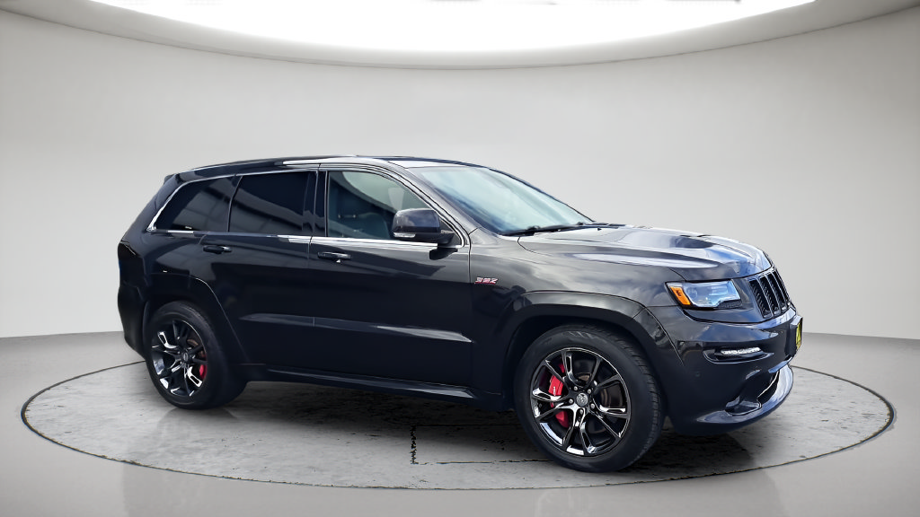 Used 2014 Jeep Grand Cherokee SRT8 w/ Luxury Group II AWD/4WD image 4