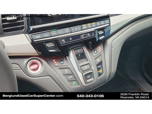 Used 2025 Honda Odyssey Sport-L image 26