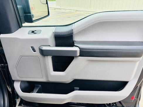 Used 2018 Ford F150 XLT w/ Equipment Group 301A Mid image 30