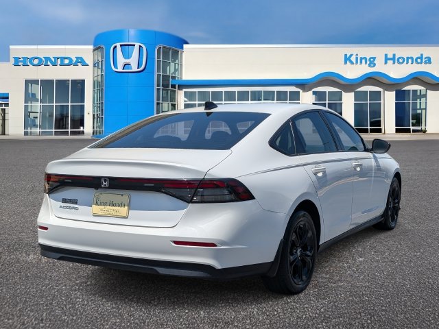 Used 2025 Honda Accord SE image 8