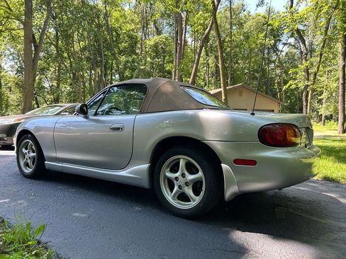 Used 2000 MAZDA MX-5 Miata image 26