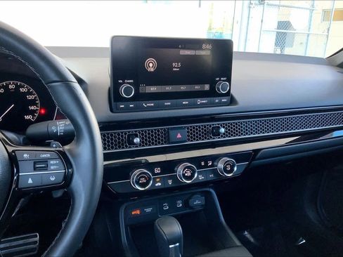 Used 2025 Honda Civic Sport image 7