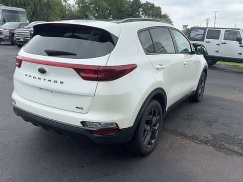 Used 2022 Kia Sportage Nightfall Edition AWD/4WD image 7