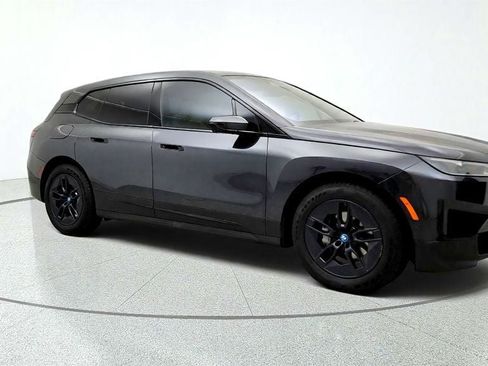 Used 2024 BMW iX xDrive50 w/ Premium Package AWD/4WD image 3