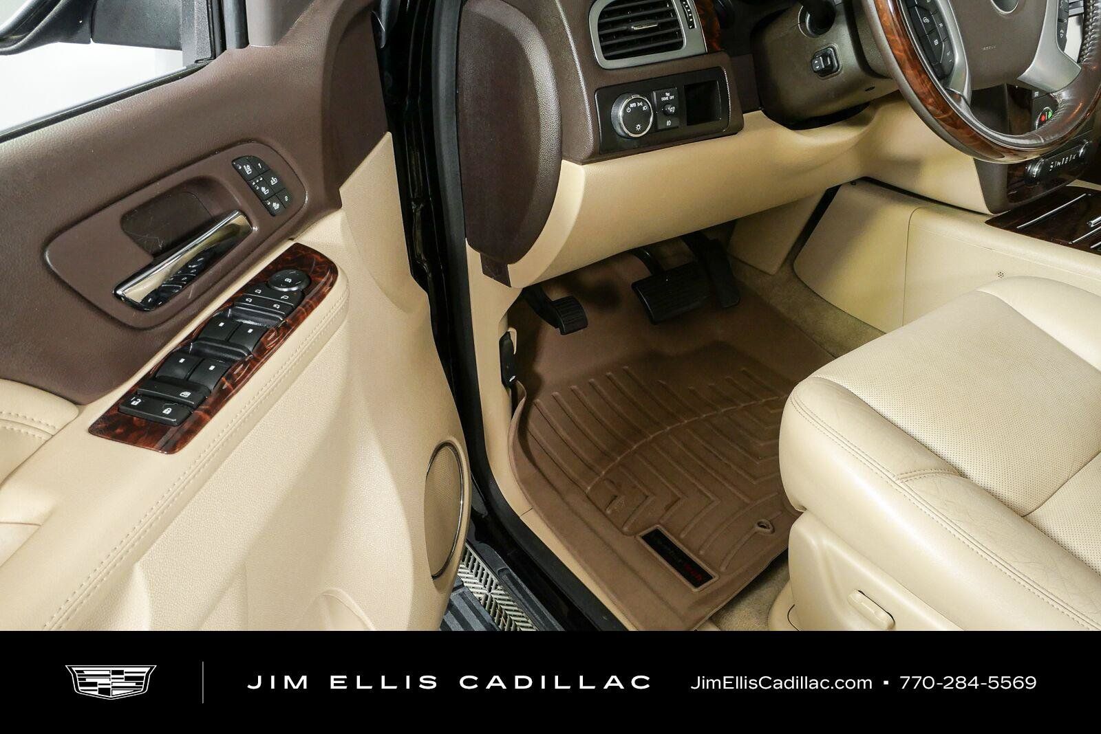 Used 2014 GMC Yukon XL Denali RWD image 7