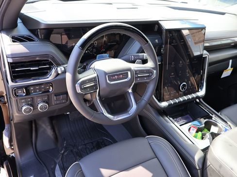 New 2026 GMC Yukon XL Elevation w/ Elevation Premium Package AWD/4WD image 26