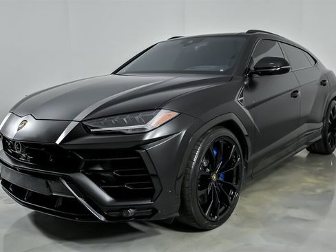 Used 2021 Lamborghini Urus AWD/4WD image 6