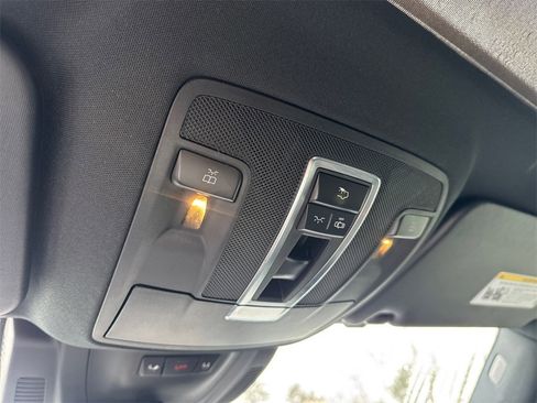 Used 2018 Mercedes-Benz GLE 350 image 31