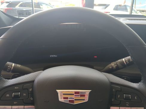 Certified 2024 Cadillac XT4 Sport image 10