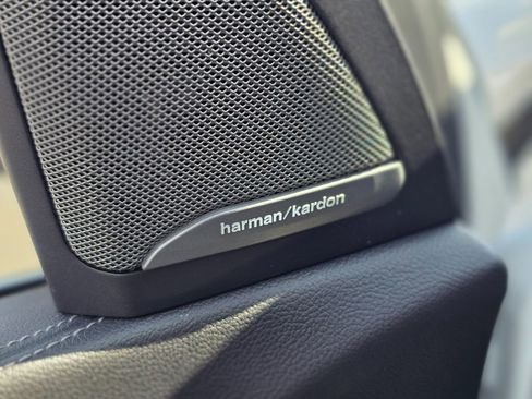 Used 2021 BMW X5 xDrive40i w/ Premium Package image 28