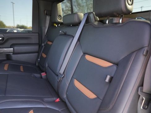 Used 2022 GMC Sierra 2500 AT4 w/ AT4 Preferred Package image 14