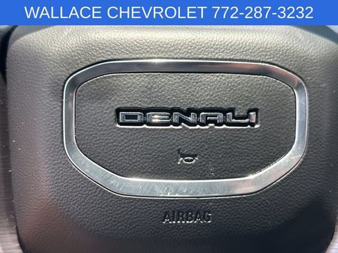 Used 2023 GMC Sierra 1500 Denali Ultimate AWD/4WD image 18