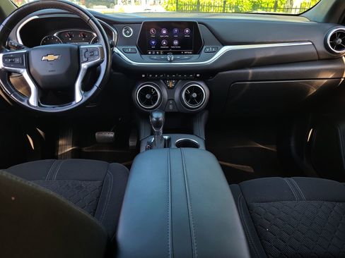 Used 2020 Chevrolet Blazer LT FWD image 16