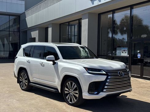 New 2026 Lexus LX 700h Luxury image 1