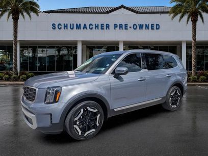 Used 2025 Kia Telluride S