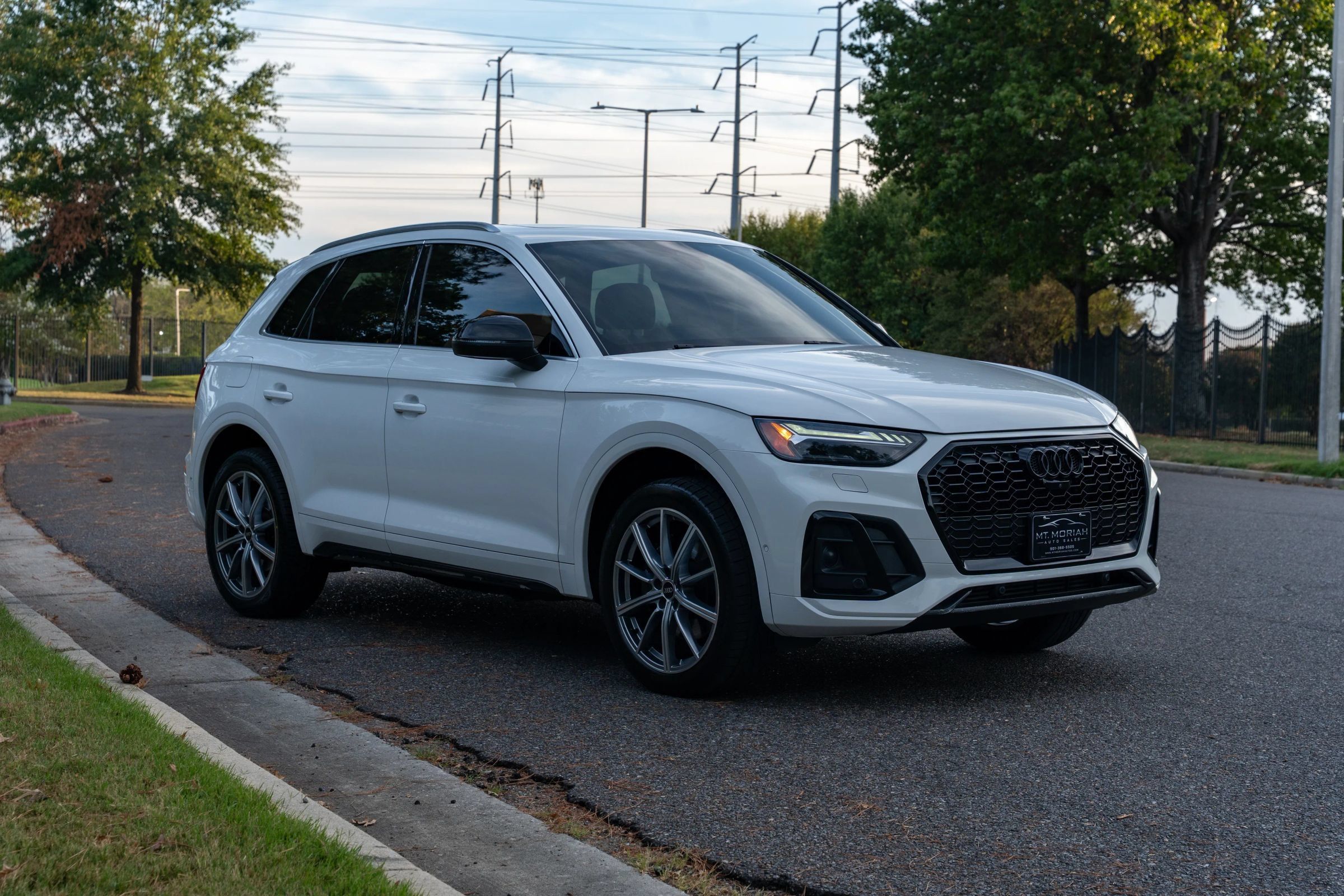 Used 2021 Audi SQ5 Prestige w/ Prestige Package AWD/4WD image 4