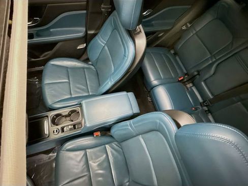 Used 2020 Lincoln Corsair Reserve image 23