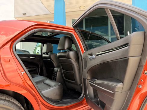 Used 2021 Chrysler 300 S w/ S Model Appearance Package RWD image 27