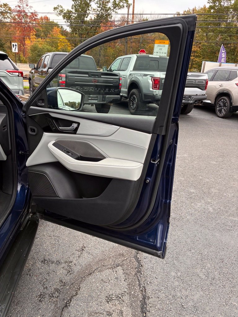 Used 2024 Acura MDX w/ Technology Package AWD/4WD image 17