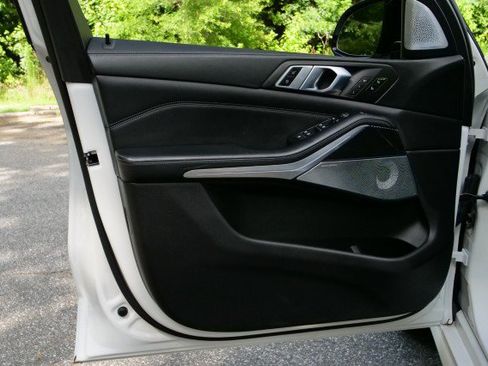 Used 2020 BMW X5 M w/ Executive Package AWD/4WD image 35