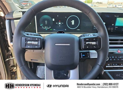 Certified 2024 Hyundai Santa Fe Limited AWD/4WD image 22