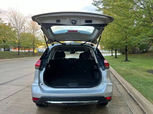 Used 2020 Nissan Rogue S image 29