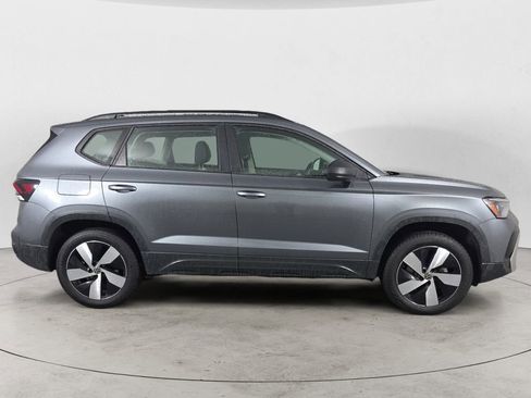 Used 2025 Volkswagen Taos S AWD/4WD image 6