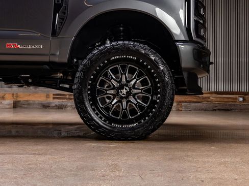 Used 2026 Ford F250 Platinum AWD/4WD image 12