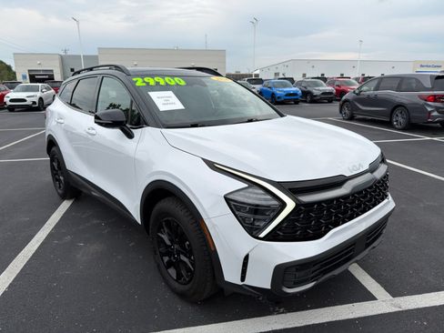 Used 2024 Kia Sportage X-Pro AWD/4WD image 8