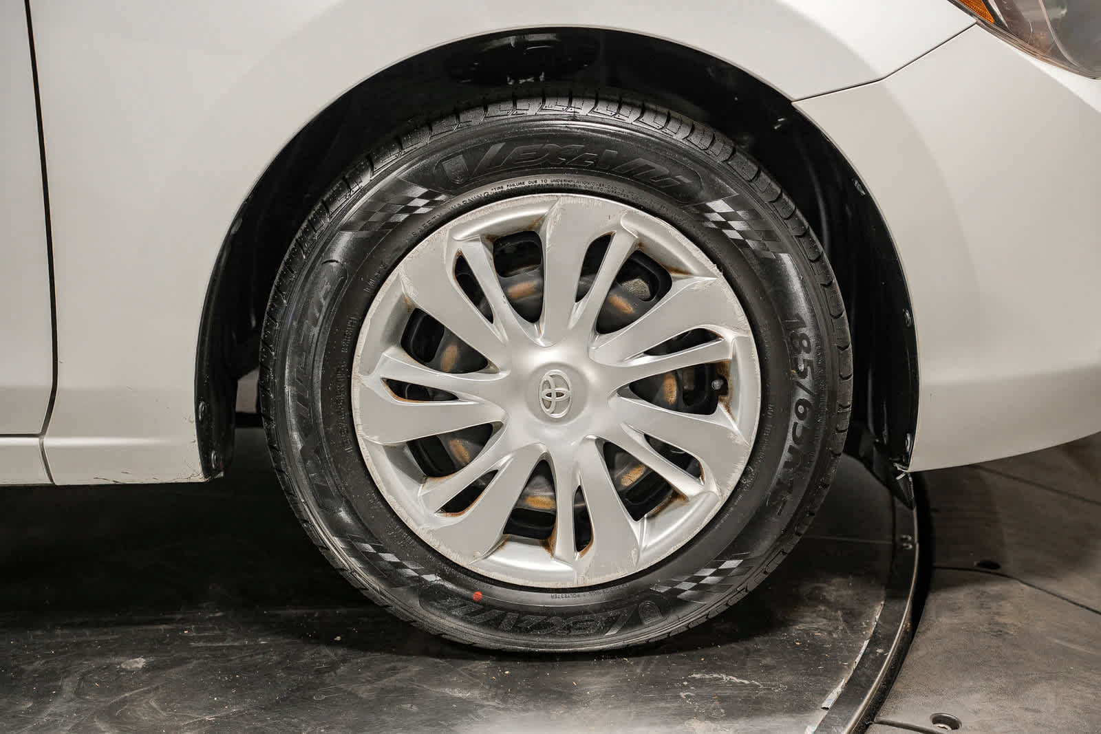Certified 2019 Toyota Yaris L FWD image 8