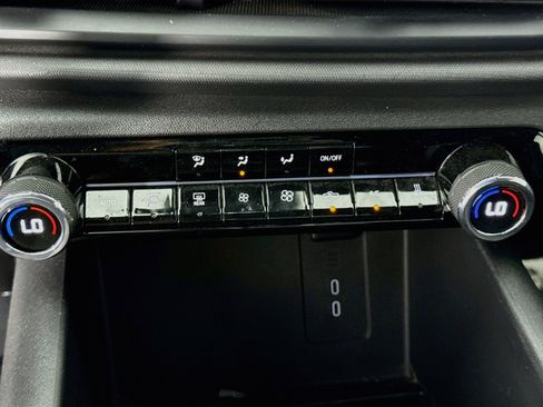Used 2024 Chevrolet Silverado EV W/T AWD/4WD image 18