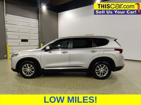 Used 2019 Hyundai Santa Fe SE FWD image 5