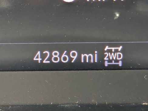 Used 2023 Buick Encore GX Preferred w/ Cold Weather Comfort Package image 28