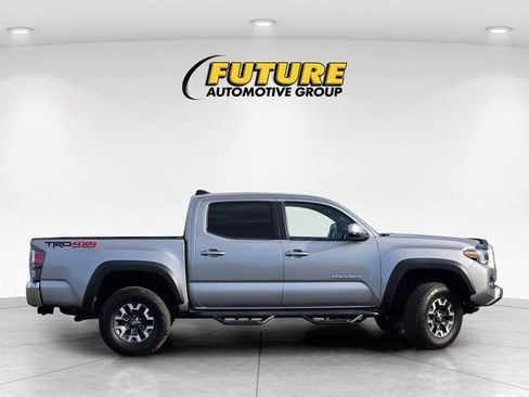 Certified 2021 Toyota Tacoma TRD Off-Road image 4