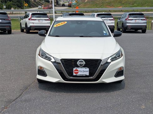 Used 2020 Nissan Altima 2.5 SR w/ Premium Package FWD image 2