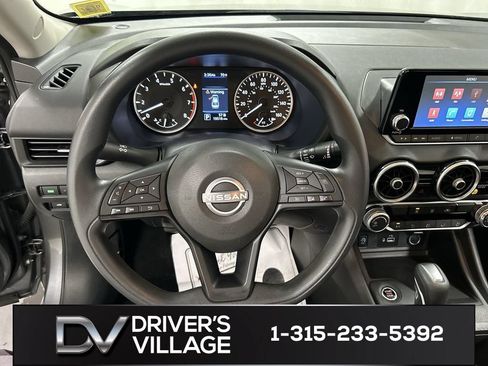 Used 2024 Nissan Sentra S FWD image 4