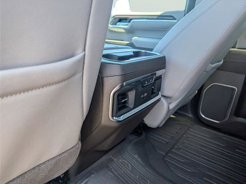 New 2026 GMC Sierra 1500 SLT w/ SLT Premium Plus Package image 18