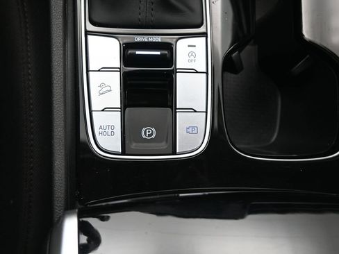 Used 2024 Hyundai Tucson SE image 36