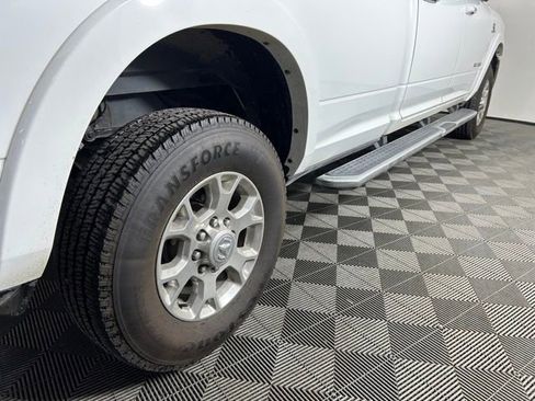 Used 2022 RAM 3500 Laramie AWD/4WD image 7