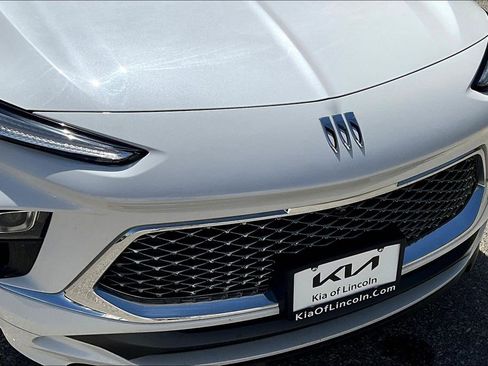 Used 2024 Buick Encore GX Avenir w/ Avenir Technology Package AWD/4WD image 31