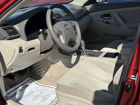Used 2009 Toyota Camry LE image 10