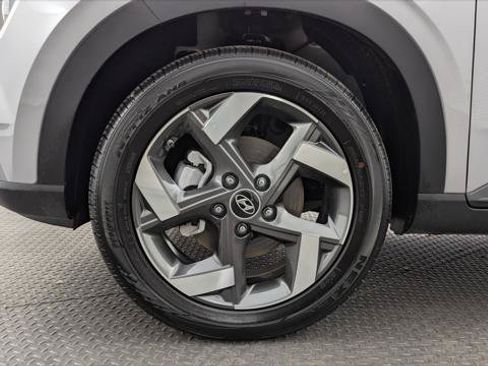 Used 2026 Hyundai Venue SEL FWD image 30
