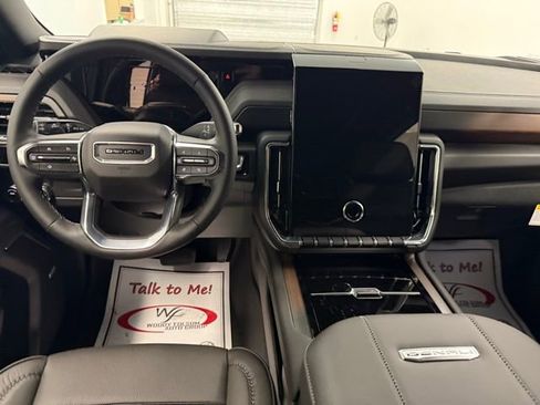 New 2026 GMC Yukon Denali w/ Sun & Power Step Package image 19