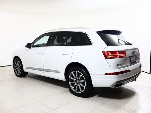 Used 2018 Audi Q7 3.0T Premium Plus w/ Premium Plus Package image 14
