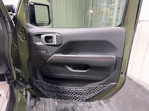 Used 2021 Jeep Wrangler Unlimited Rubicon image 11