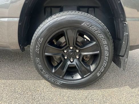 Used 2023 RAM 1500 Big Horn AWD/4WD image 14