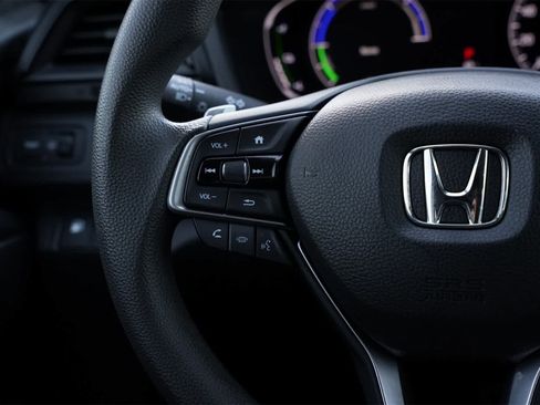 Used 2019 Honda Insight EX image 10